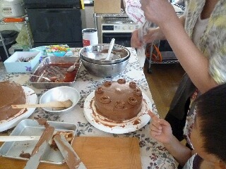 さくらんぼうとチョコのケーキ