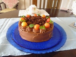 さくらんぼうとチョコのケーキ