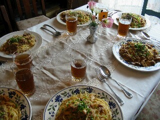 セレ部の会でマカロンを焼きました