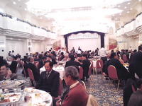祝賀会なのに