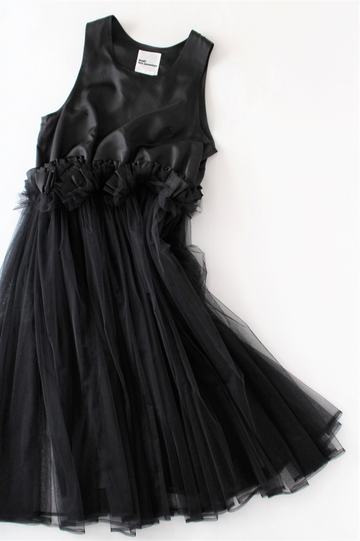 Narrenschiff:noir kei ninomiyaのリトルブラックドレス