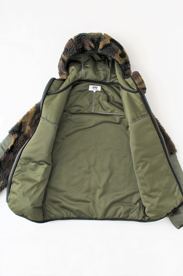 Narrenschiff:【eYe CDG JWM】フリースの迷彩ジョイントJKの