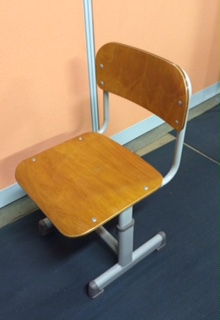生徒用机・イスが入荷しました