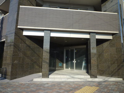 マンションは『おせんげんさん』のお膝元