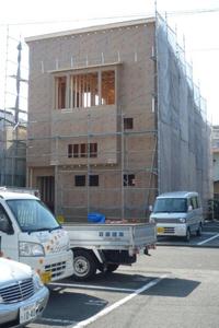新築住宅建築中①