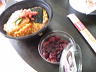 あぁ～カツどん～食いてぇ～！！