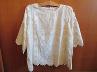 レースブラウス色々入荷