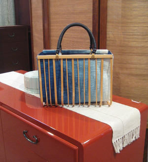 趣き彩々・・・Bag展開催中