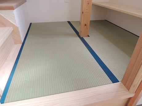 踊り場の二畳