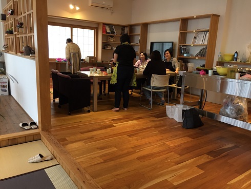 ひろの館内