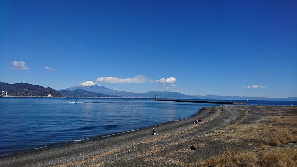 三保から観た富士山