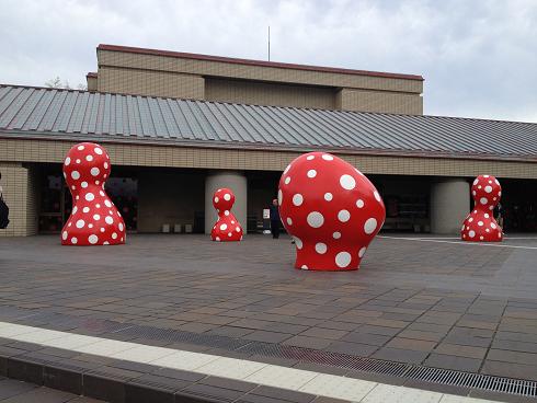 県立美術館入り口