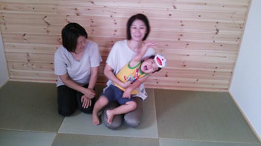 暴れるドラえもん