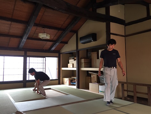次郎長生家2階収め