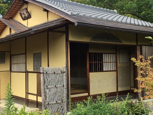 亦楽庵