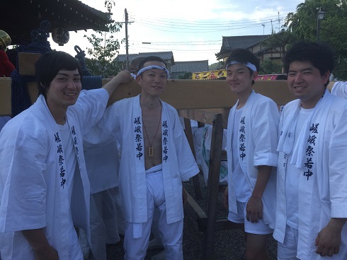 藤本畳店の３人