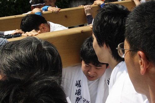 神輿孝高から