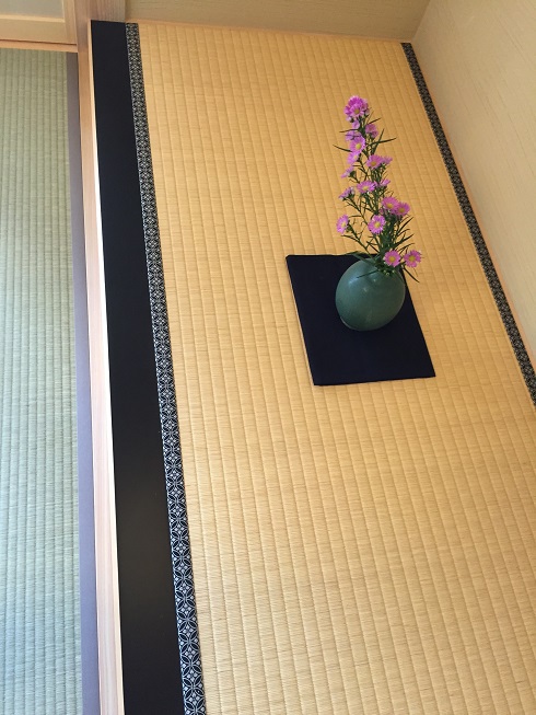 床の間上から