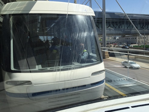 ミネアポリス空港内の電車