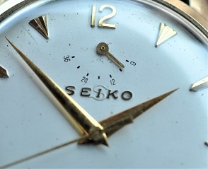 村松時計店 （MINIミニ時計の日常）:セイコー・インジケーター初代自動巻き（隠れS）