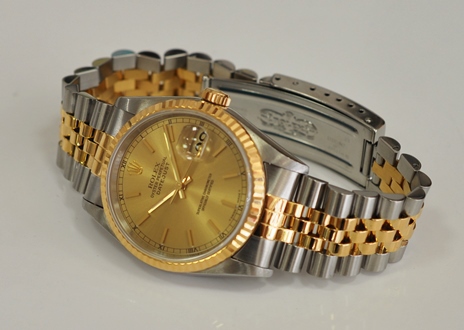 ロレックス・デイトジャスト　１６２３３　中古モデル