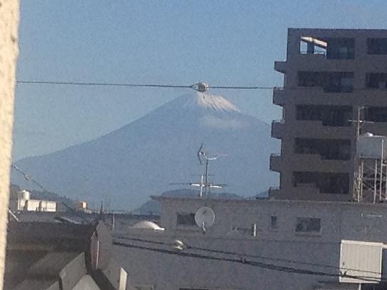 今朝の富士山と藁床縁無し半畳の製造