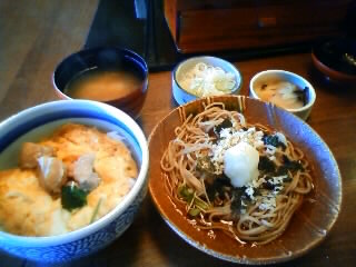 親子丼とそば！お蕎麦屋さんの丼は旨し！？葵区ひがし！