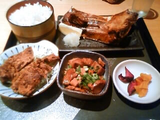 マグロづくし膳マルシェ