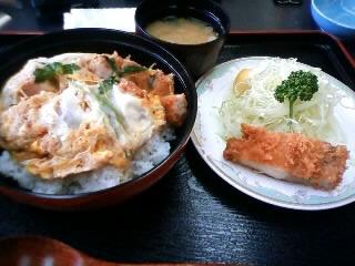 黒豚カツ丼！ウマ～し！清水区幸楽さんより！