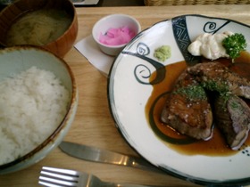 モモヤダイニングお勧めランチです！