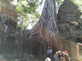 初のカンボジア
