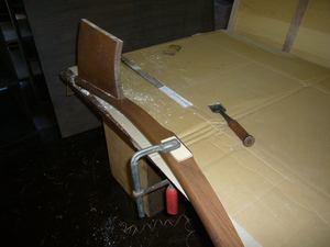 椅子の修理